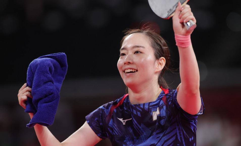 他变得更加 他变得更加