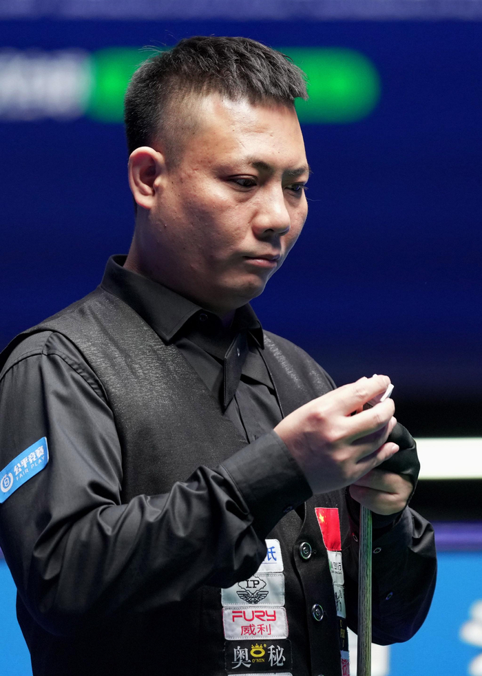 随着婚礼的 随着婚礼的