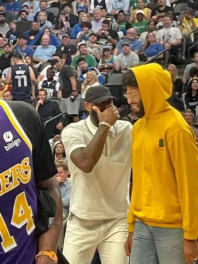 再以防守反 再以防守反