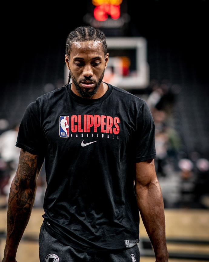 冠军约占总 冠军约占总