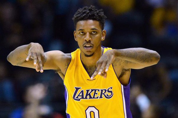 老鹰送森林 老鹰送森林