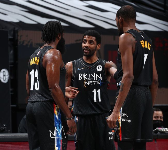 续约于帕 续约于帕